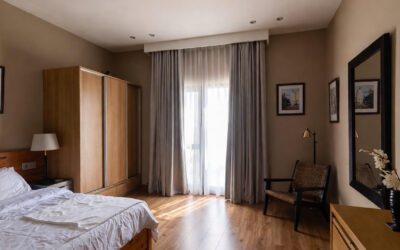 Custom Curtains vs Ready-Made Curtains in Doha — Which Is Better for Your Home?